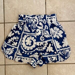 H&M Blue and White Floral Women’s Shorts